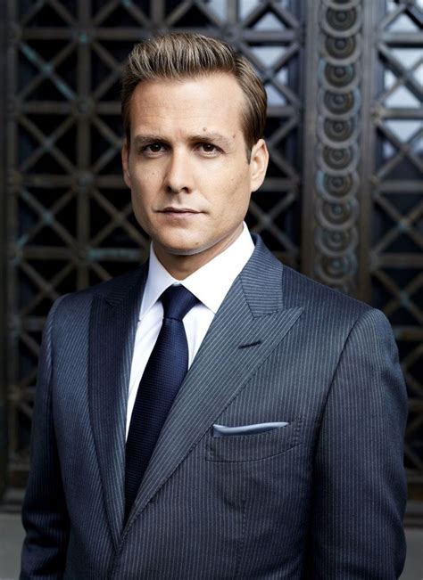 harvey specter actor name.